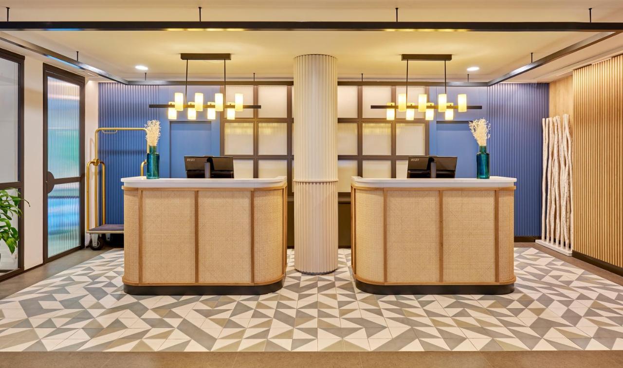 Urh Sitges Playa Hotel Bagian luar foto