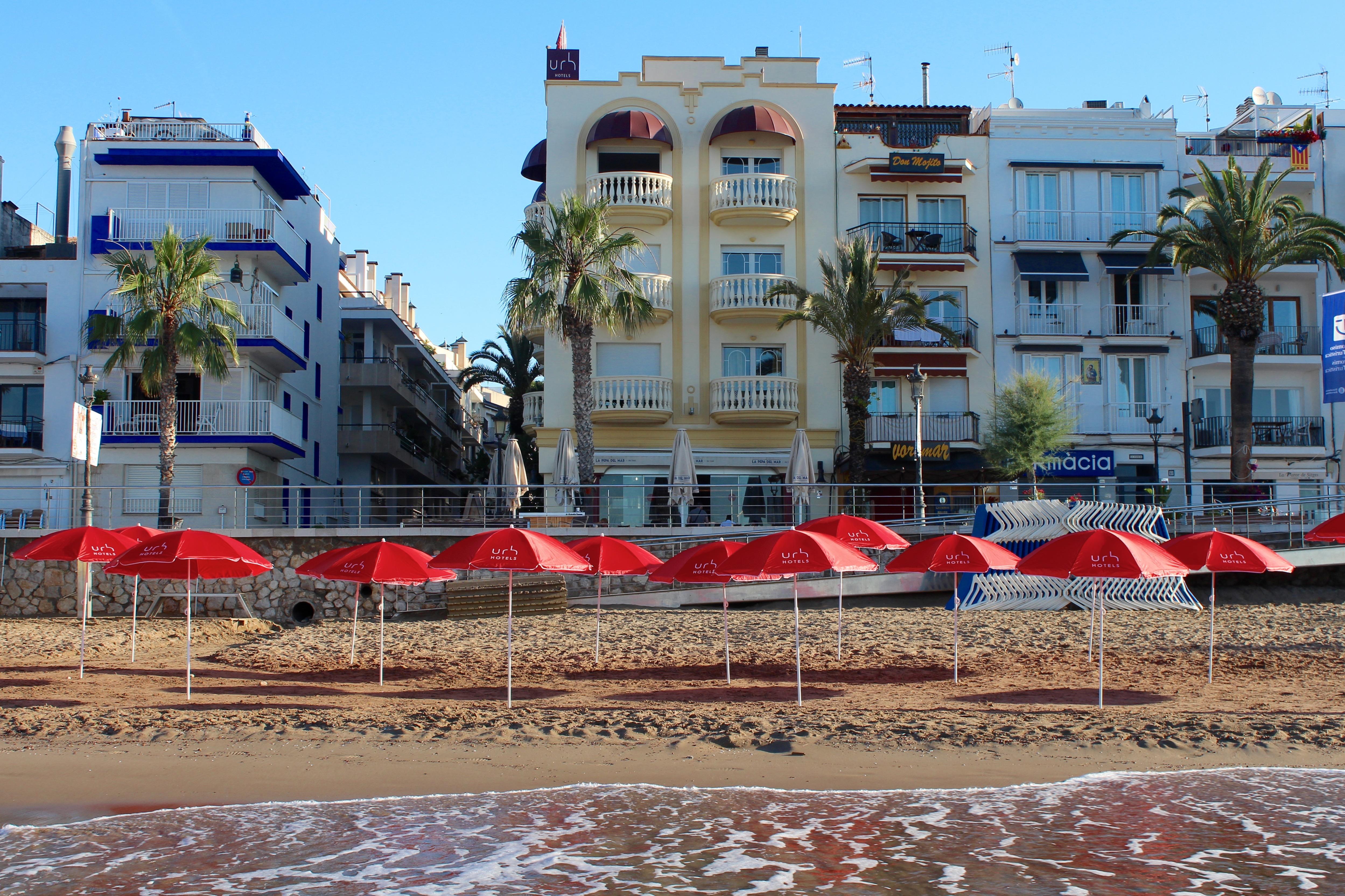 Urh Sitges Playa Hotel Bagian luar foto